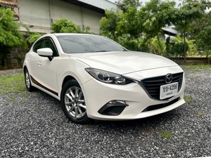 รถบ้าน รถมือสอง Mazda 3 SkyActiv 2.0 E Sport Hatchback เกียร์ Auto ปี 2014 โดย หญิงรถบ้าน รถมือสองขอนแก่น ราคาถูก ผ่อนสบาย
