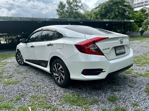 รถบ้าน รถมือสอง Honda Civic 1.8 i-VTEC รุ่น EL เกียร์ Auto ปี 2016  โดย หญิงรถบ้าน รถมือสองขอนแก่น ราคาถูก ผ่อนสบาย