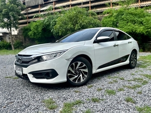 รถบ้าน รถมือสอง Honda Civic 1.8 i-VTEC รุ่น EL เกียร์ Auto ปี 2016  โดย หญิงรถบ้าน รถมือสองขอนแก่น ราคาถูก ผ่อนสบาย